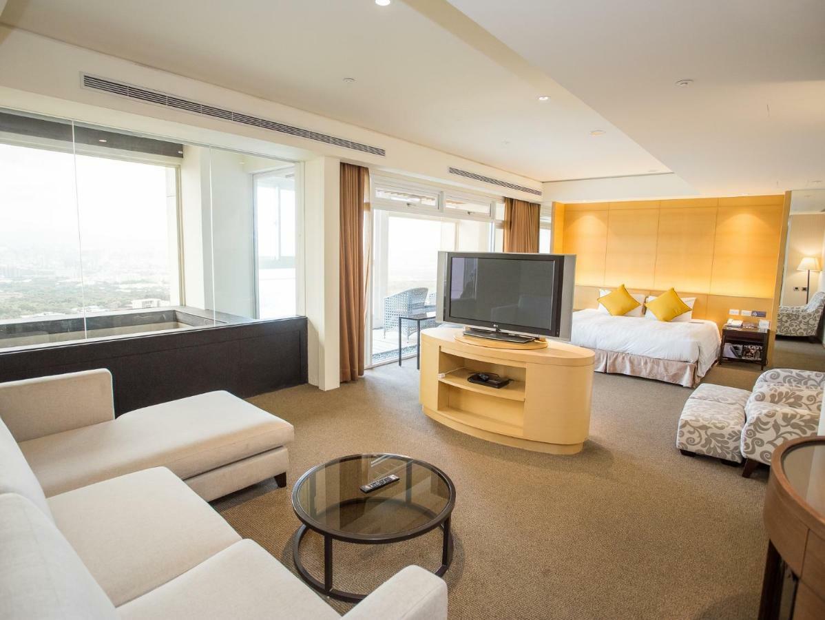 Freshfields Hotel Taichung Exterior photo