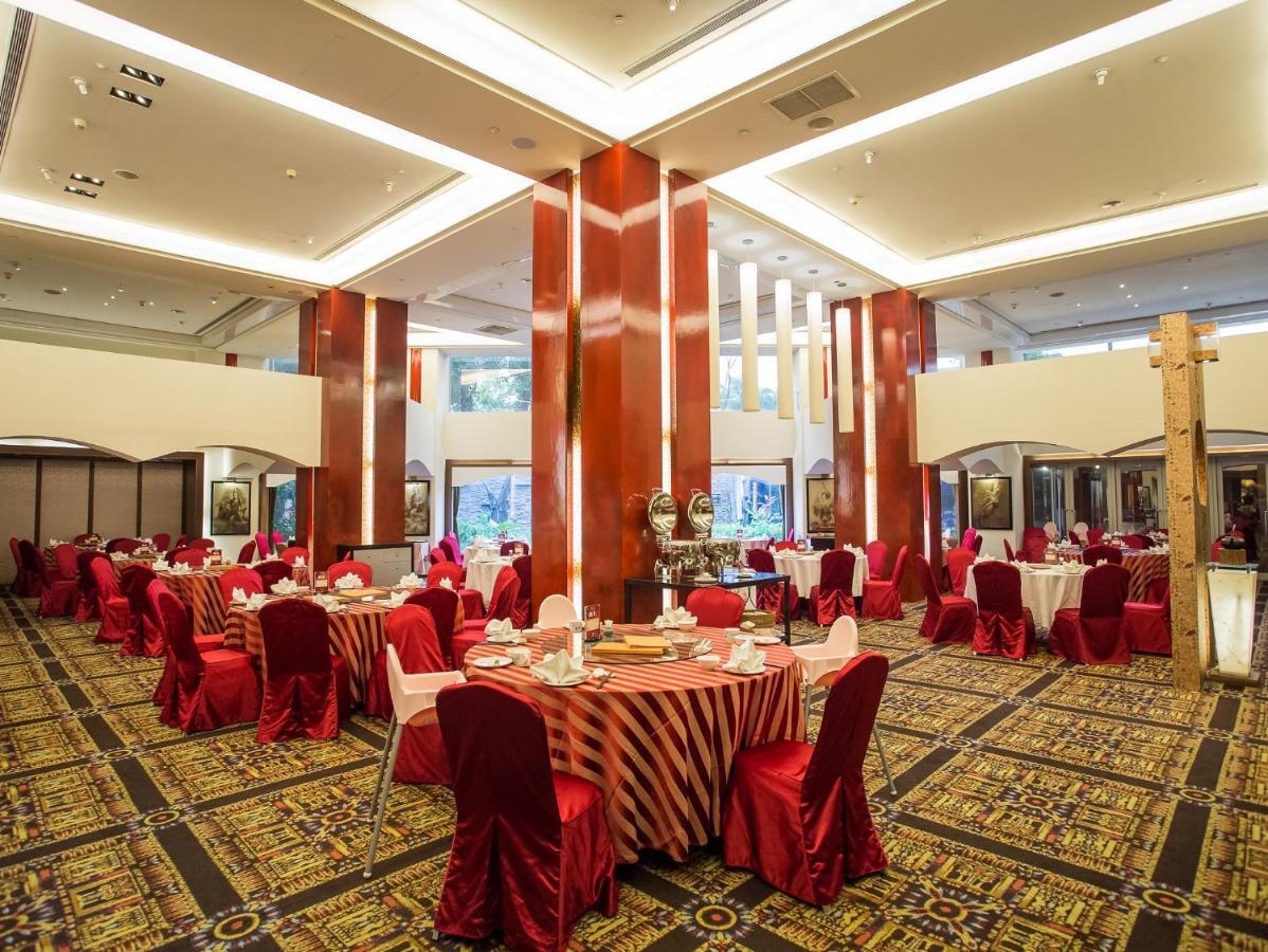 Freshfields Hotel Taichung Exterior photo The Chinese restaurant